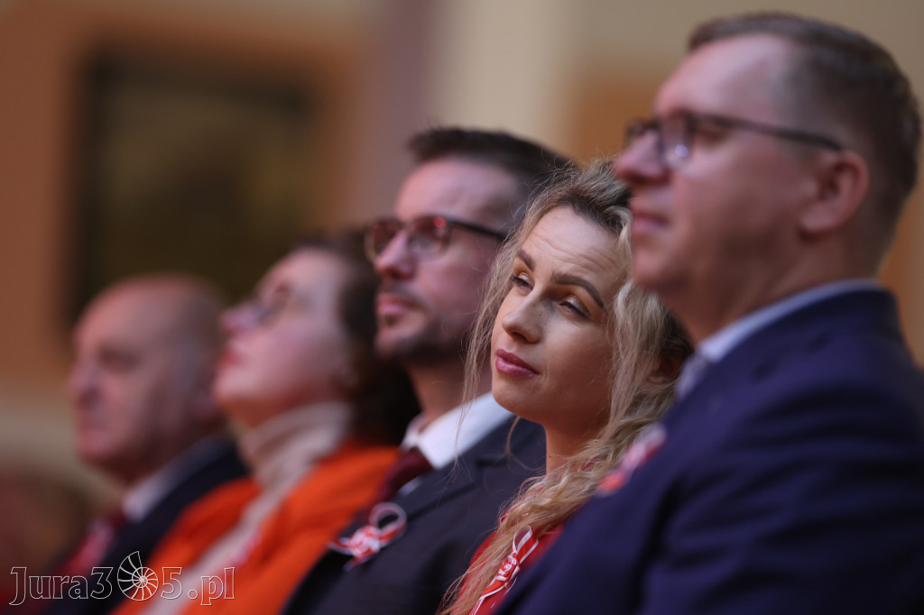Fotorelacja: Święto Niepodległości w Pałacyku nad Wartą w Zawierciu Kromołowie