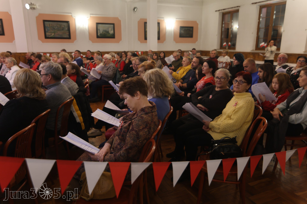 Fotorelacja: Święto Niepodległości w Pałacyku nad Wartą w Zawierciu Kromołowie