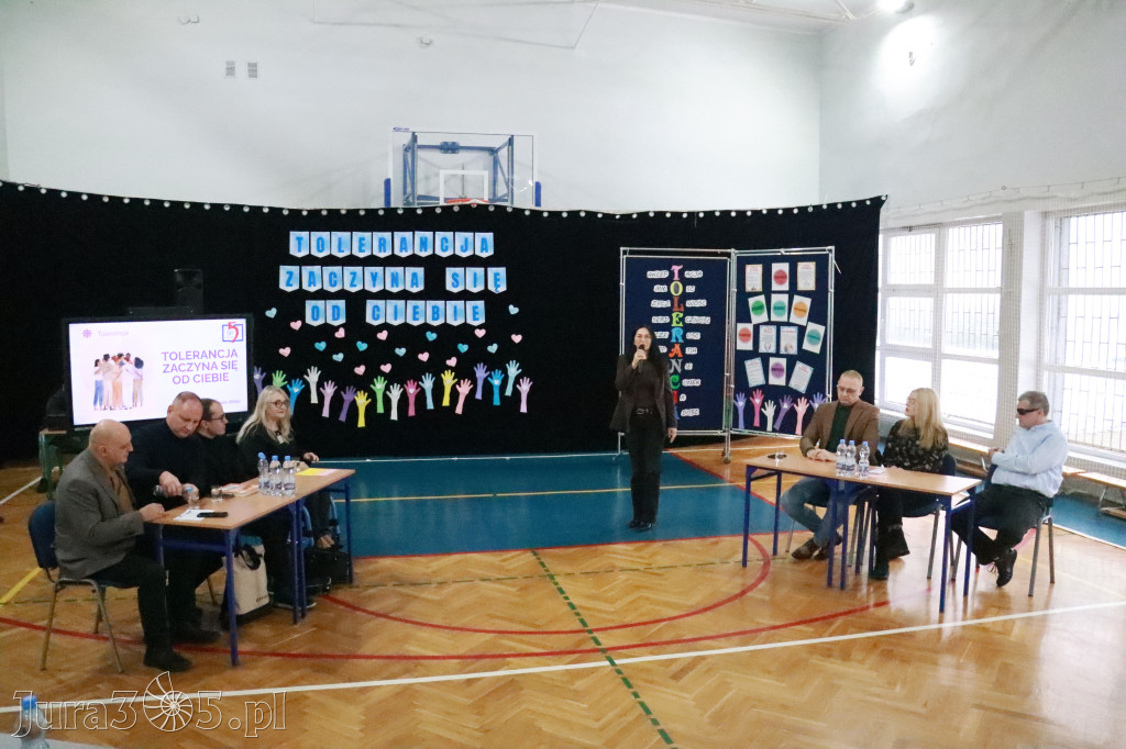 Fotorelacja: Panel dyskusyjny SP5 Zawiercie - Tolerancja zaczyna się od Ciebie!