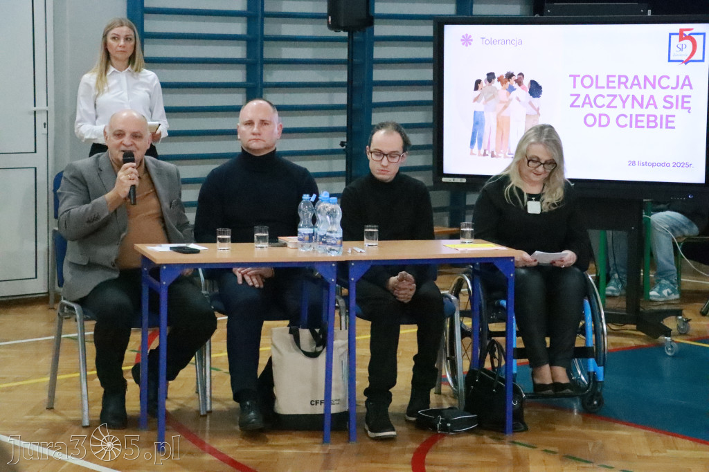 Fotorelacja: Panel dyskusyjny SP5 Zawiercie - Tolerancja zaczyna się od Ciebie!