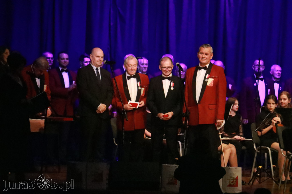 Fotorelacja: 95-lecie Rzemieślniczego Chóru Męskiego POCHODNIA. Częstochowa 2025!