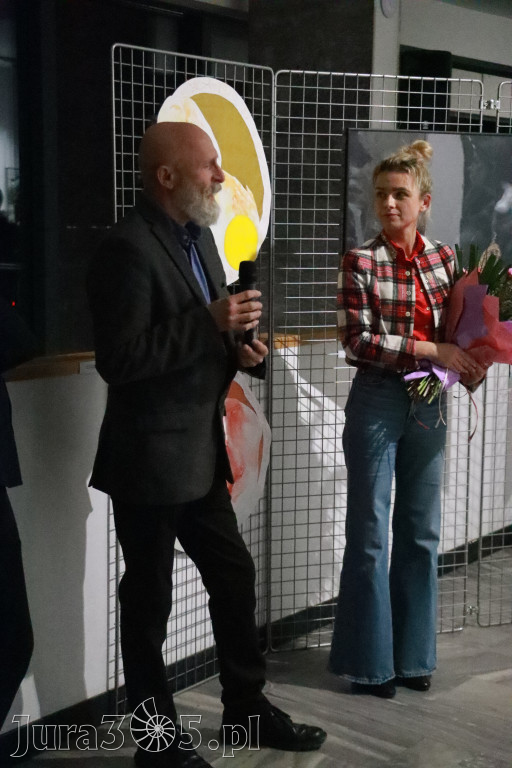 Fotorelacja: Wernisaż MIĘDZY LINIĄ A FORMĄ w MOK Zawiercie
