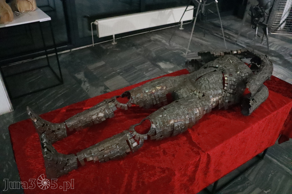 Fotorelacja: Wernisaż MIĘDZY LINIĄ A FORMĄ w MOK Zawiercie