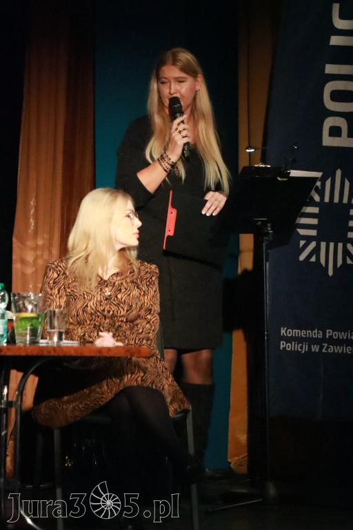 Fotorelacja: Razem przeciw mowie nienawiści w MOK Zawiercie