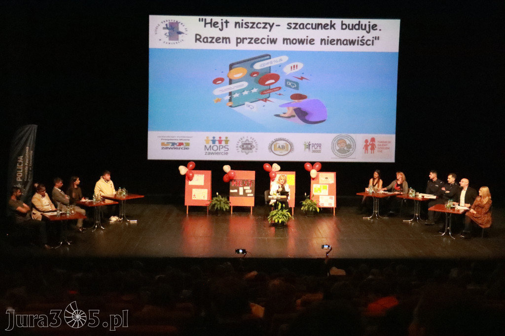 Fotorelacja: Razem przeciw mowie nienawiści w MOK Zawiercie