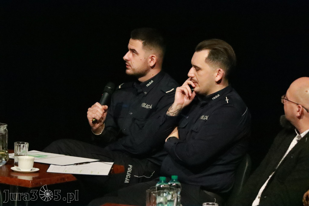 Fotorelacja: Razem przeciw mowie nienawiści w MOK Zawiercie