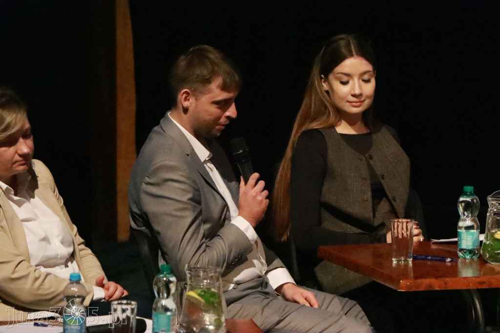 Fotorelacja: Razem przeciw mowie nienawiści w MOK Zawiercie