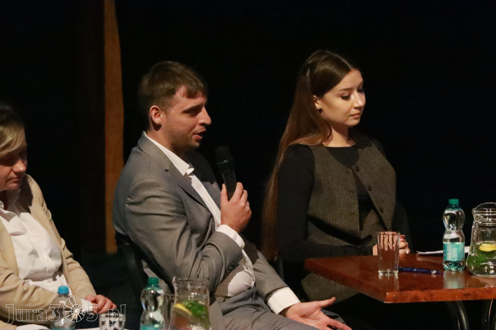 Fotorelacja: Razem przeciw mowie nienawiści w MOK Zawiercie