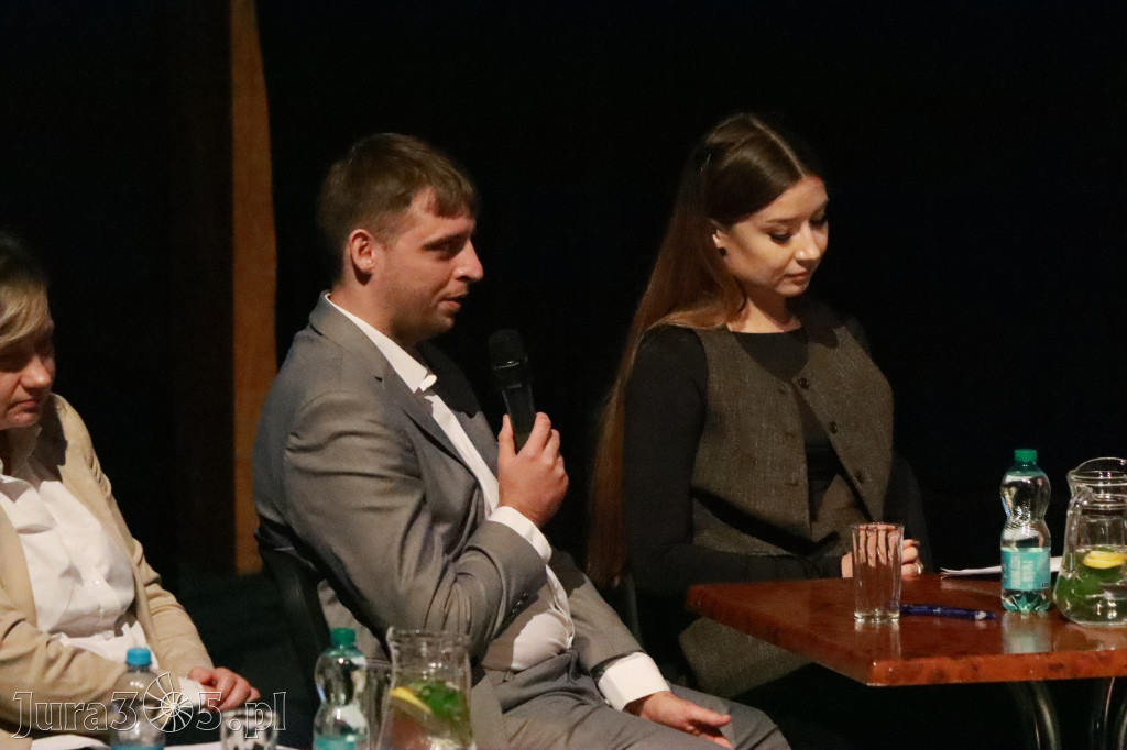 Fotorelacja: Razem przeciw mowie nienawiści w MOK Zawiercie