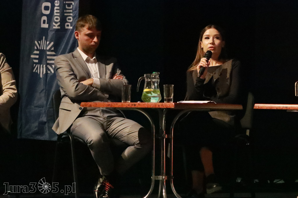 Fotorelacja: Razem przeciw mowie nienawiści w MOK Zawiercie