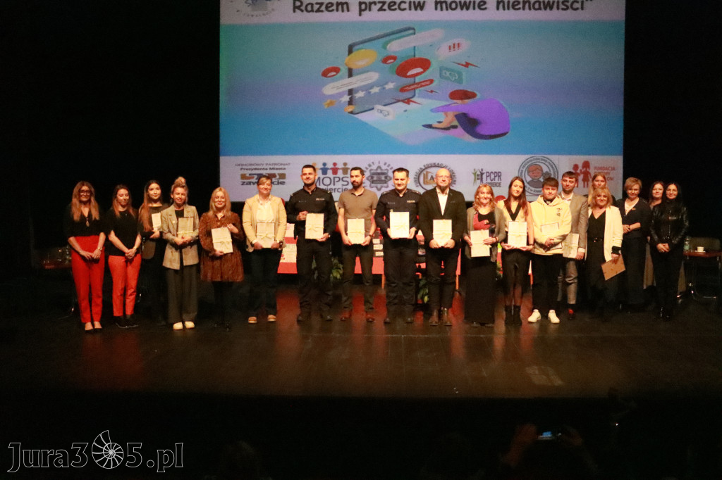 Fotorelacja: Razem przeciw mowie nienawiści w MOK Zawiercie