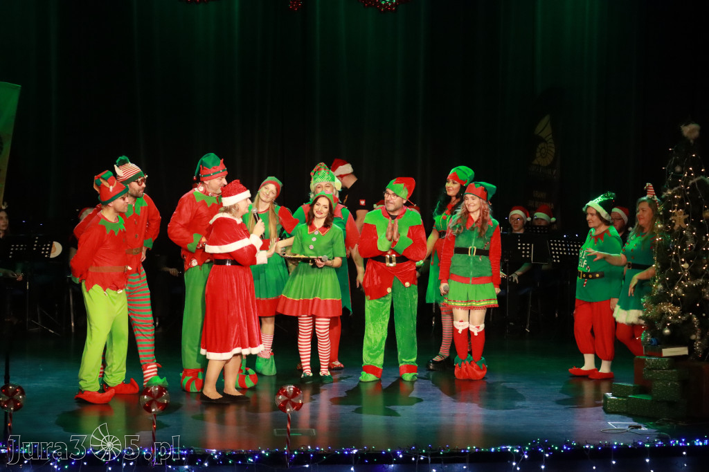 Fotorelacja: Spotkanie z Mikołajem i Rozświetlenie Choinki w Myszkowie