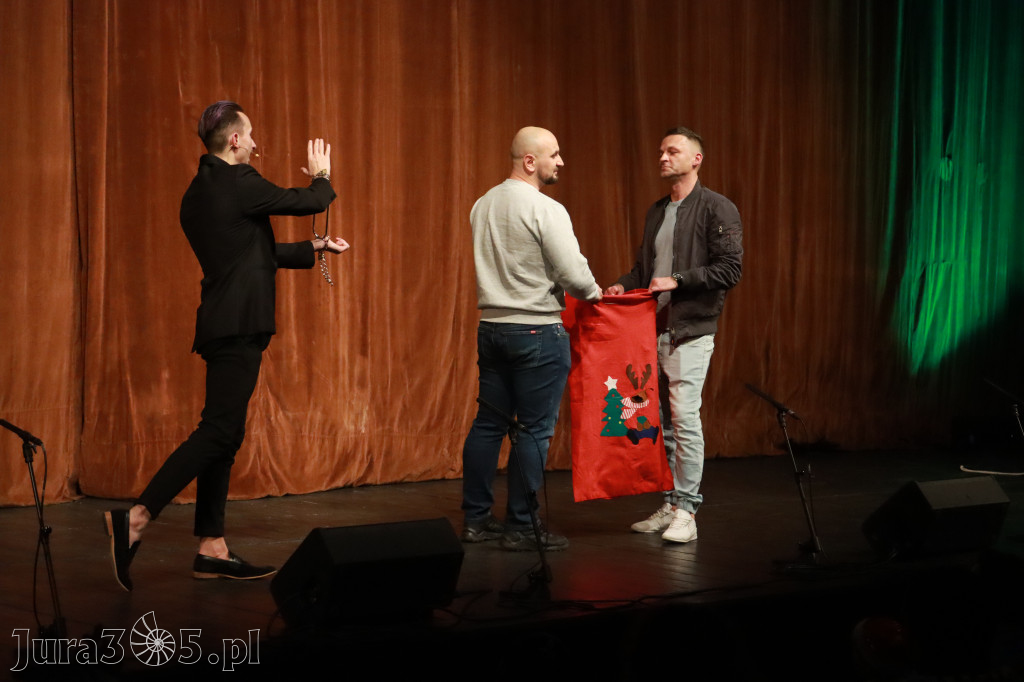 Fotorelacja: Mikołajki Mok Zawiercie - Paweł Kwiecień Małe Zawiercie i Chór Tutti
