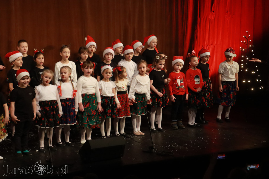 Fotorelacja: Mikołajki Mok Zawiercie - Paweł Kwiecień Małe Zawiercie i Chór Tutti