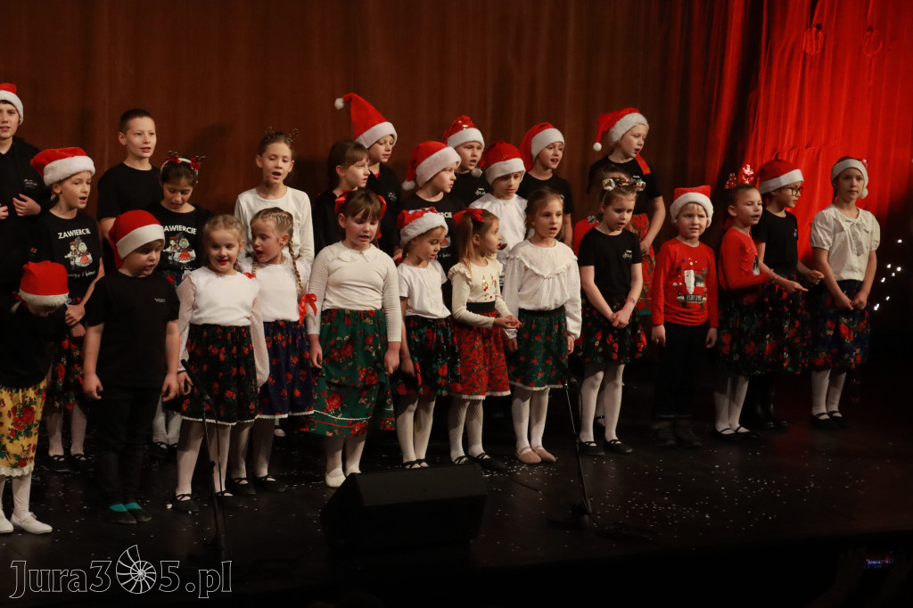 Fotorelacja: Mikołajki Mok Zawiercie - Paweł Kwiecień Małe Zawiercie i Chór Tutti