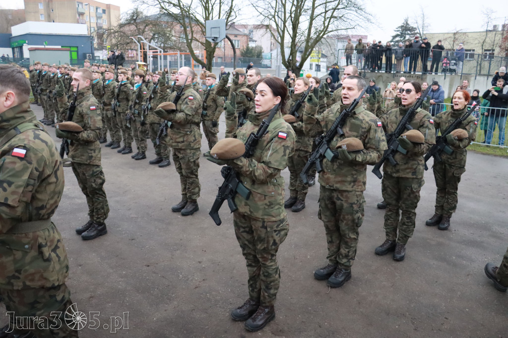 Fotorelacja: Uroczysta przysięga wojskowa 13. Śląskiej Brygady Obrony Terytorialnej w Myszkowie