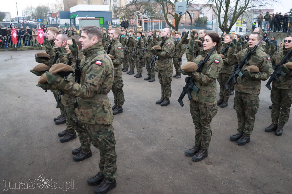 Fotorelacja: Uroczysta przysięga wojskowa 13. Śląskiej Brygady Obrony Terytorialnej w Myszkowie