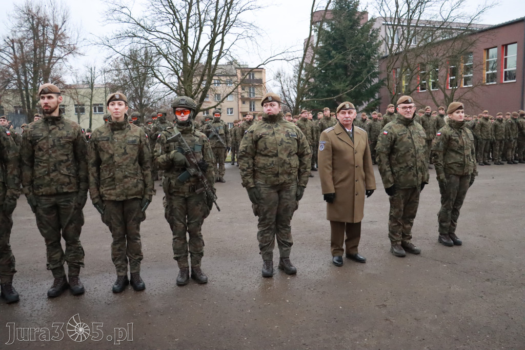 Fotorelacja: Defilada 13. Śląskiej Brygady Obrony Terytorialnej w Myszkowie