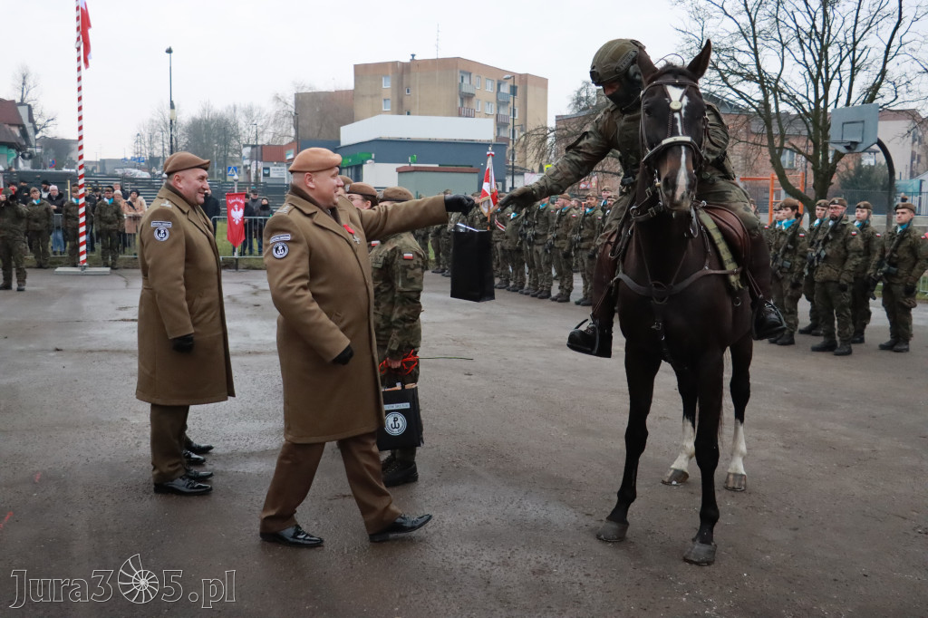 Fotorelacja: Defilada 13. Śląskiej Brygady Obrony Terytorialnej w Myszkowie