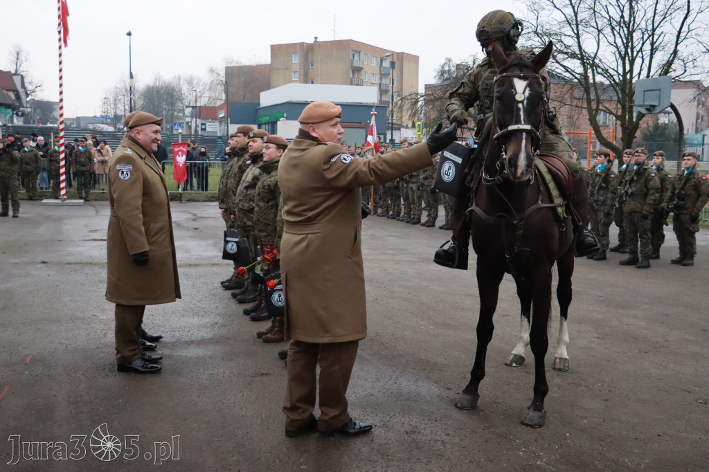 Fotorelacja: Defilada 13. Śląskiej Brygady Obrony Terytorialnej w Myszkowie