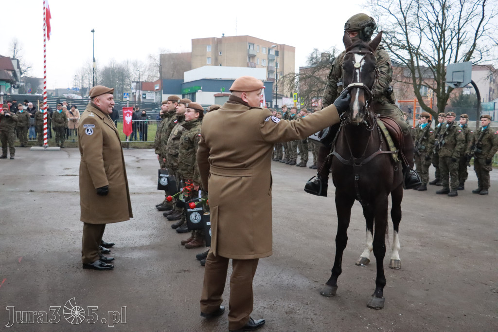 Fotorelacja: Defilada 13. Śląskiej Brygady Obrony Terytorialnej w Myszkowie