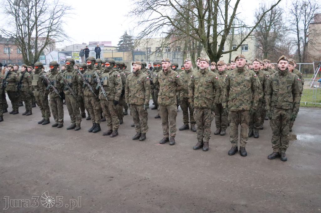 Fotorelacja: Defilada 13. Śląskiej Brygady Obrony Terytorialnej w Myszkowie