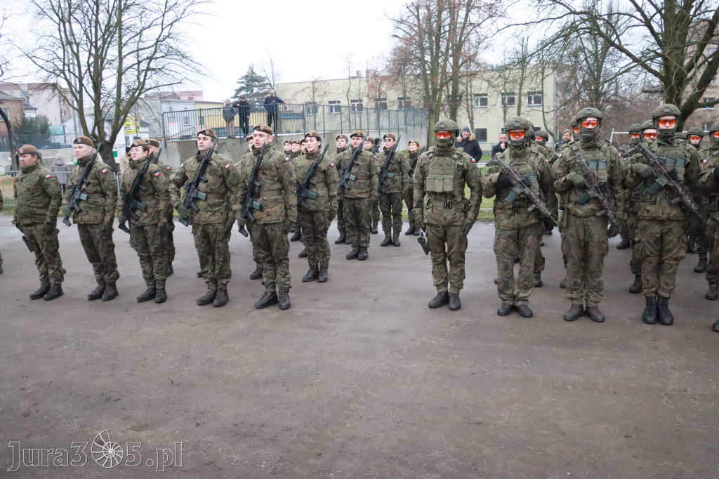 Fotorelacja: Defilada 13. Śląskiej Brygady Obrony Terytorialnej w Myszkowie