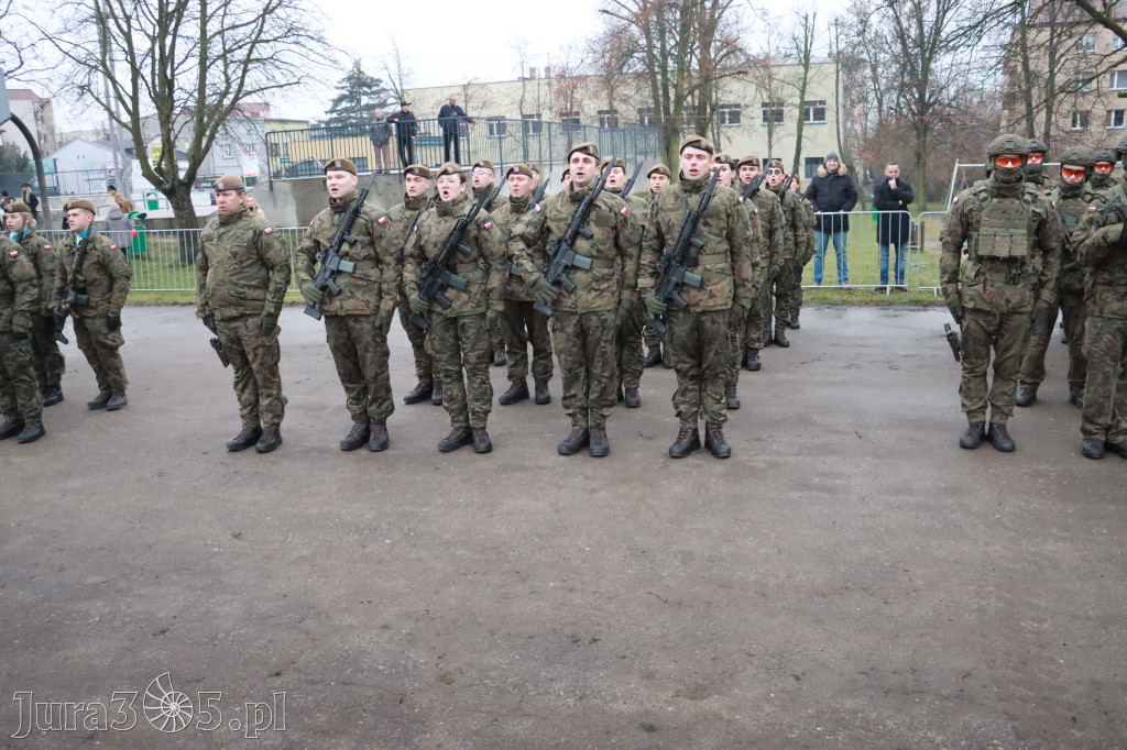 Fotorelacja: Defilada 13. Śląskiej Brygady Obrony Terytorialnej w Myszkowie