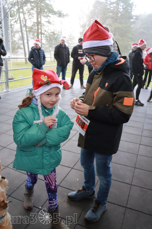 Fotorelacja: Mikołajkowy 9. Bieg po Zdrowie w Myszkowie
