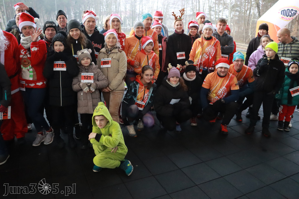 Fotorelacja: Mikołajkowy 9. Bieg po Zdrowie w Myszkowie
