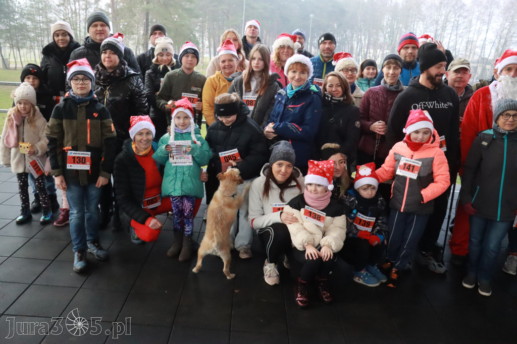 Fotorelacja: Mikołajkowy 9. Bieg po Zdrowie w Myszkowie