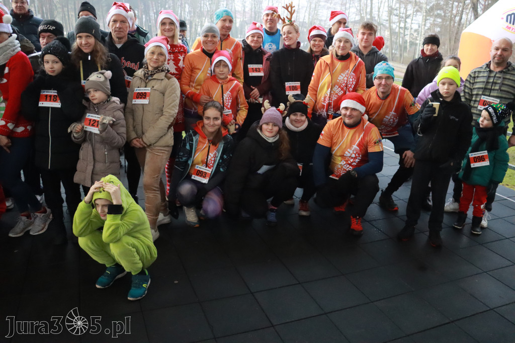 Fotorelacja: Mikołajkowy 9. Bieg po Zdrowie w Myszkowie