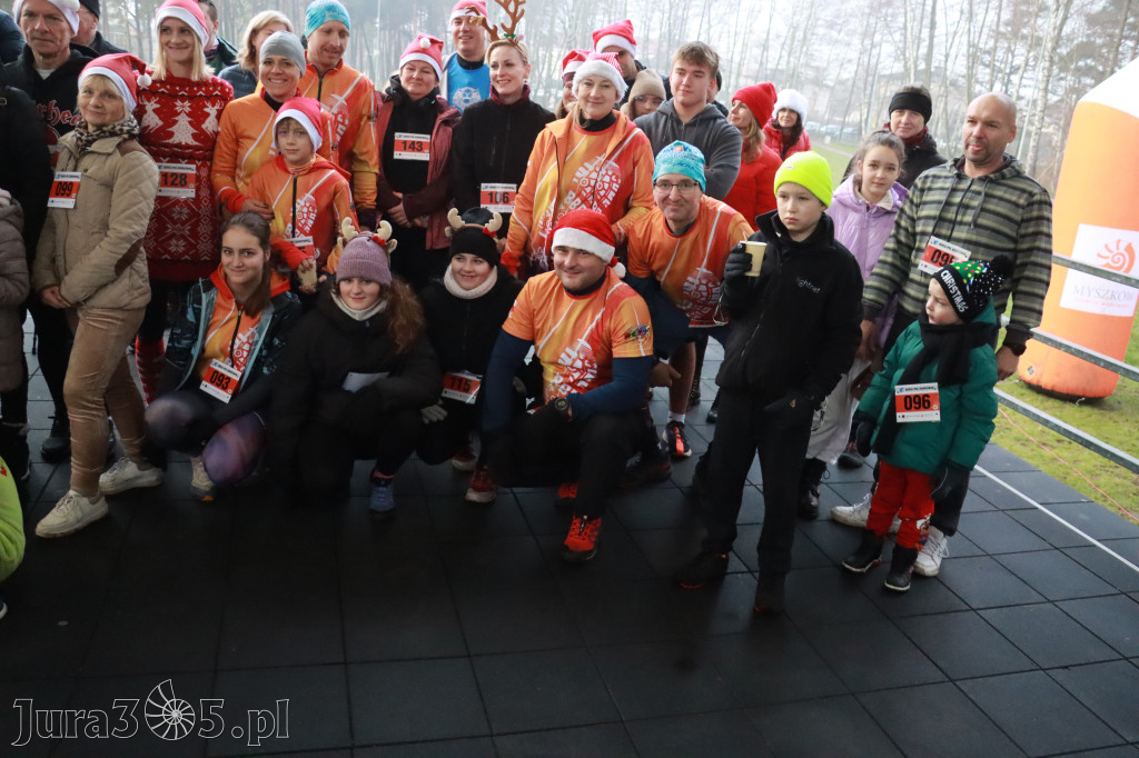 Fotorelacja: Mikołajkowy 9. Bieg po Zdrowie w Myszkowie