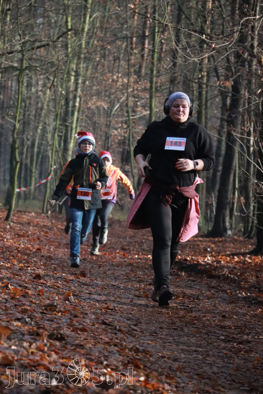 Fotorelacja: Mikołajkowy 9. Bieg po Zdrowie w Myszkowie