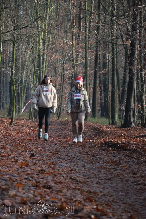Fotorelacja: Mikołajkowy 9. Bieg po Zdrowie w Myszkowie