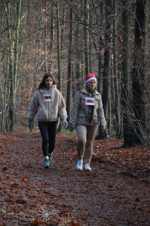 Fotorelacja: Mikołajkowy 9. Bieg po Zdrowie w Myszkowie