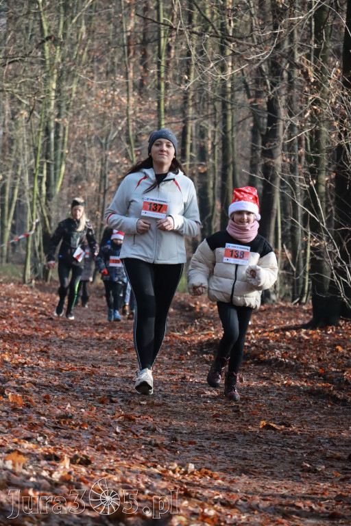 Fotorelacja: Mikołajkowy 9. Bieg po Zdrowie w Myszkowie