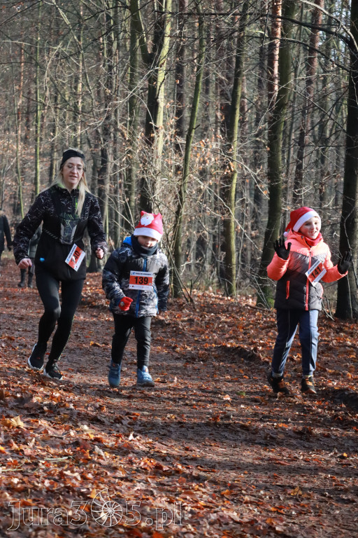 Fotorelacja: Mikołajkowy 9. Bieg po Zdrowie w Myszkowie