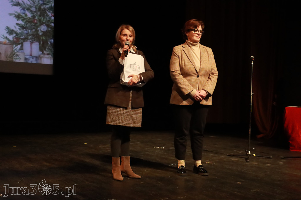 Fotorelacja: Świętowanie z Seniorami w MOK Zawiercie