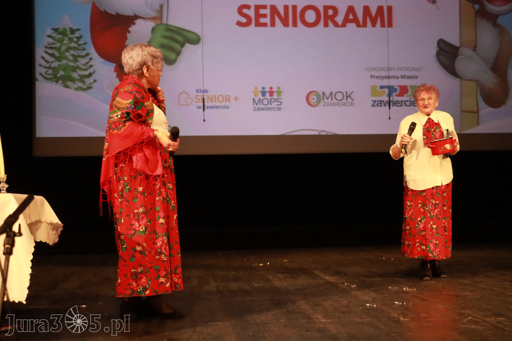 Fotorelacja: Świętowanie z Seniorami w MOK Zawiercie