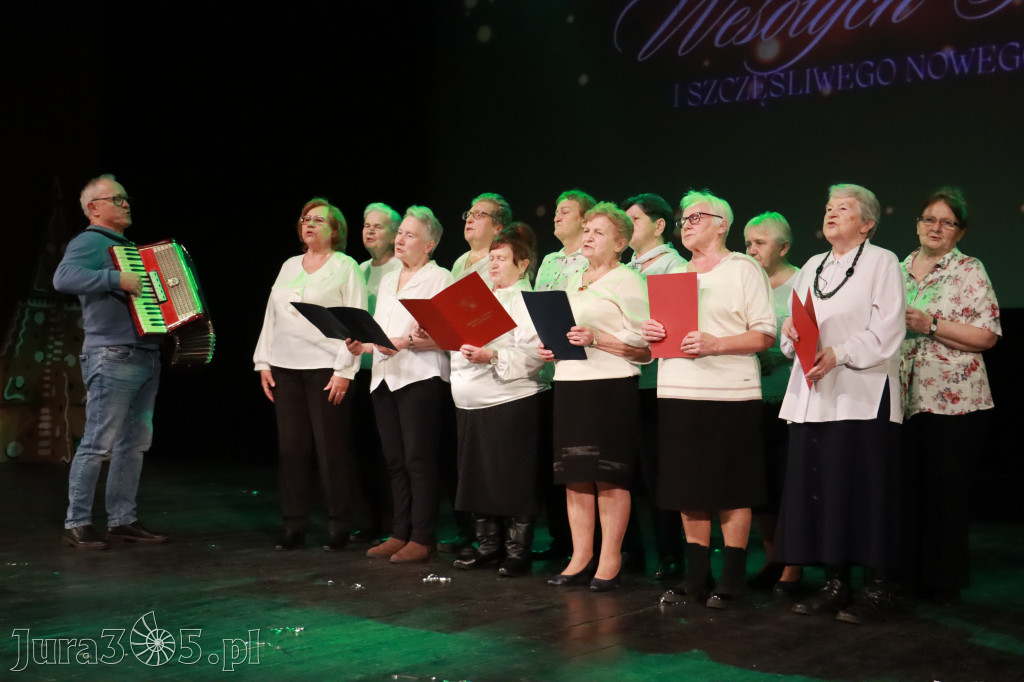 Fotorelacja: Świętowanie z Seniorami w MOK Zawiercie