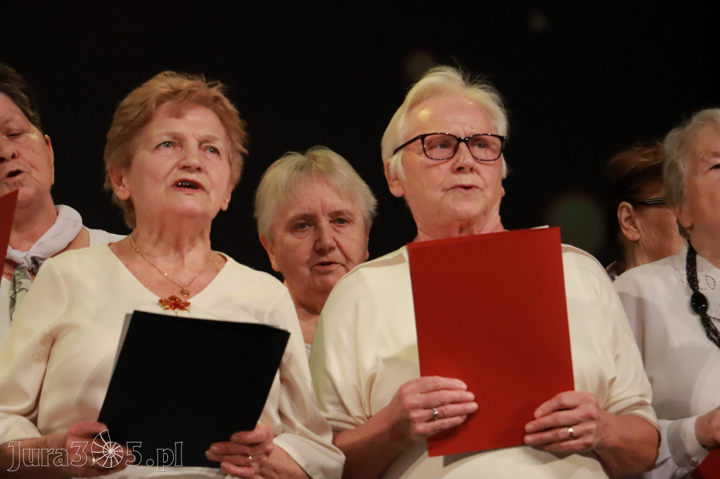 Fotorelacja: Świętowanie z Seniorami w MOK Zawiercie