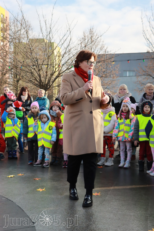 Fotorelacja: Wspólne kolędowanie uczniów i przedszkolaków w Zawierciu