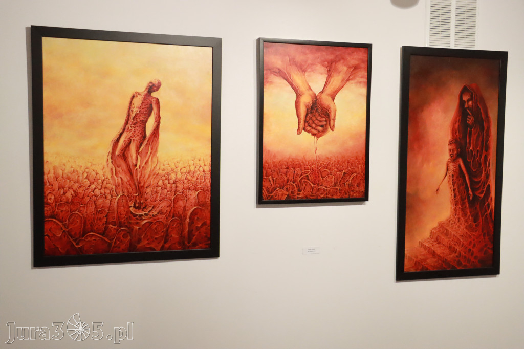 Fotorelacja: Wernisaż wystawy „Artyści na 110” w Zawierciu