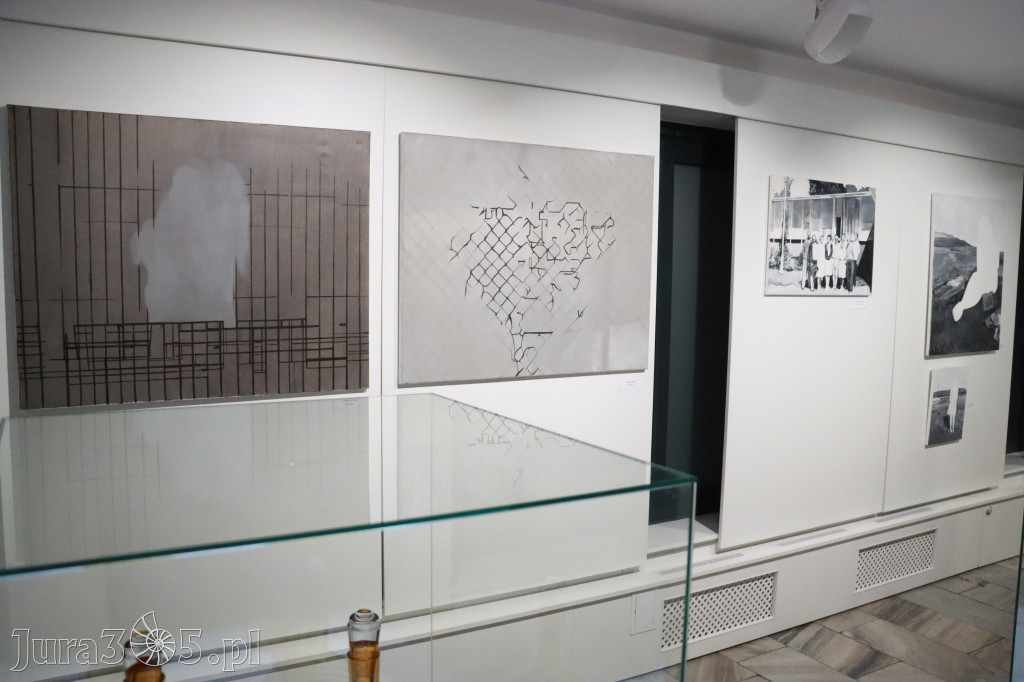 Fotorelacja: Wernisaż wystawy „Artyści na 110” w Zawierciu