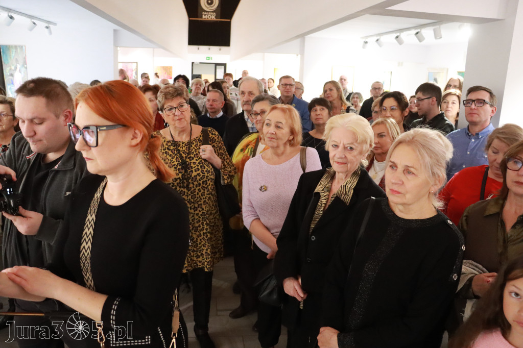 Fotorelacja: Wernisaż wystawy „Artyści na 110” w Zawierciu