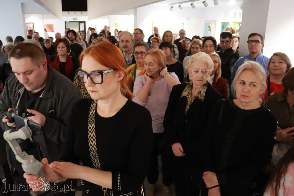 Fotorelacja: Wernisaż wystawy „Artyści na 110” w Zawierciu