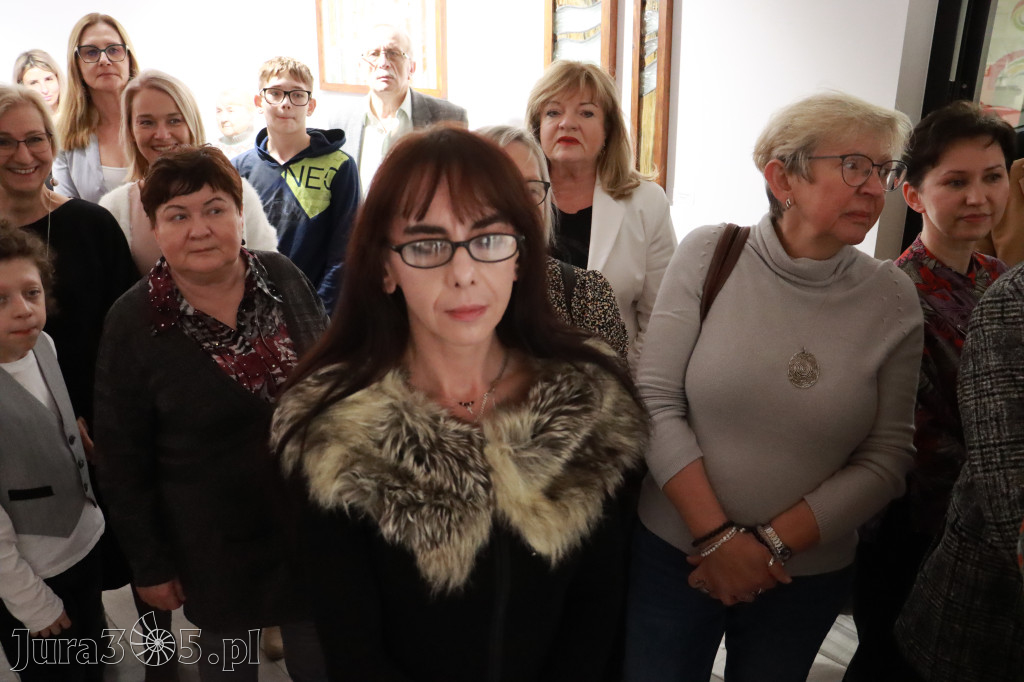 Fotorelacja: Wernisaż wystawy „Artyści na 110” w Zawierciu