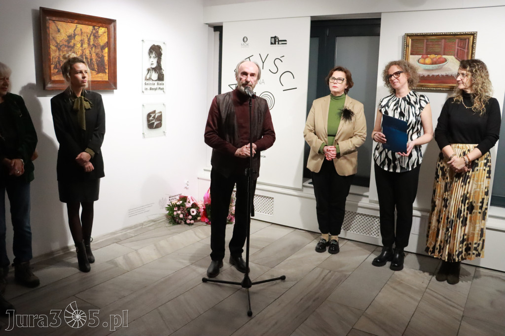 Fotorelacja: Wernisaż wystawy „Artyści na 110” w Zawierciu