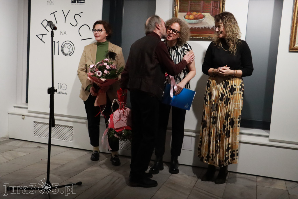 Fotorelacja: Wernisaż wystawy „Artyści na 110” w Zawierciu